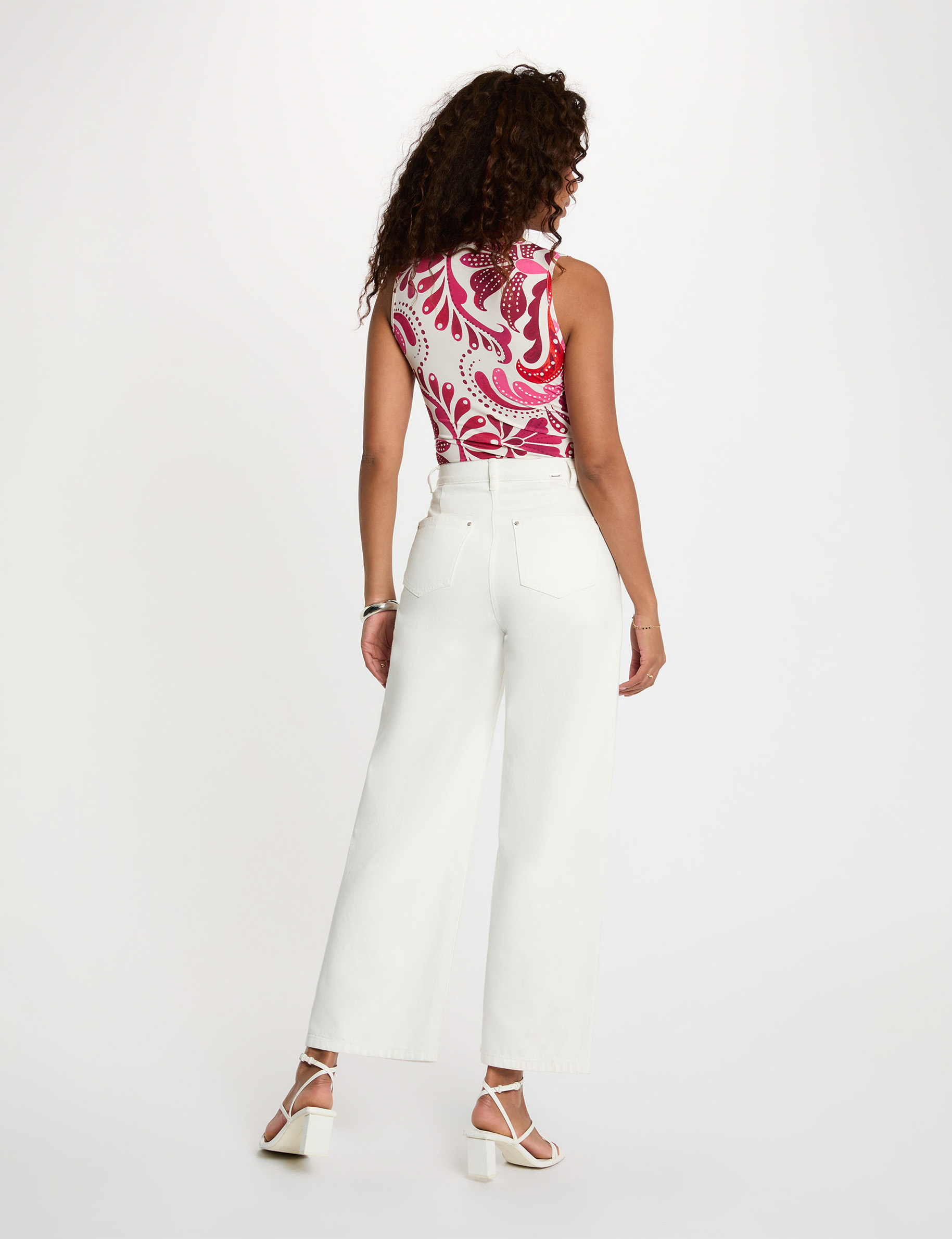 T-shirt ajusté col coeur multicolore femme