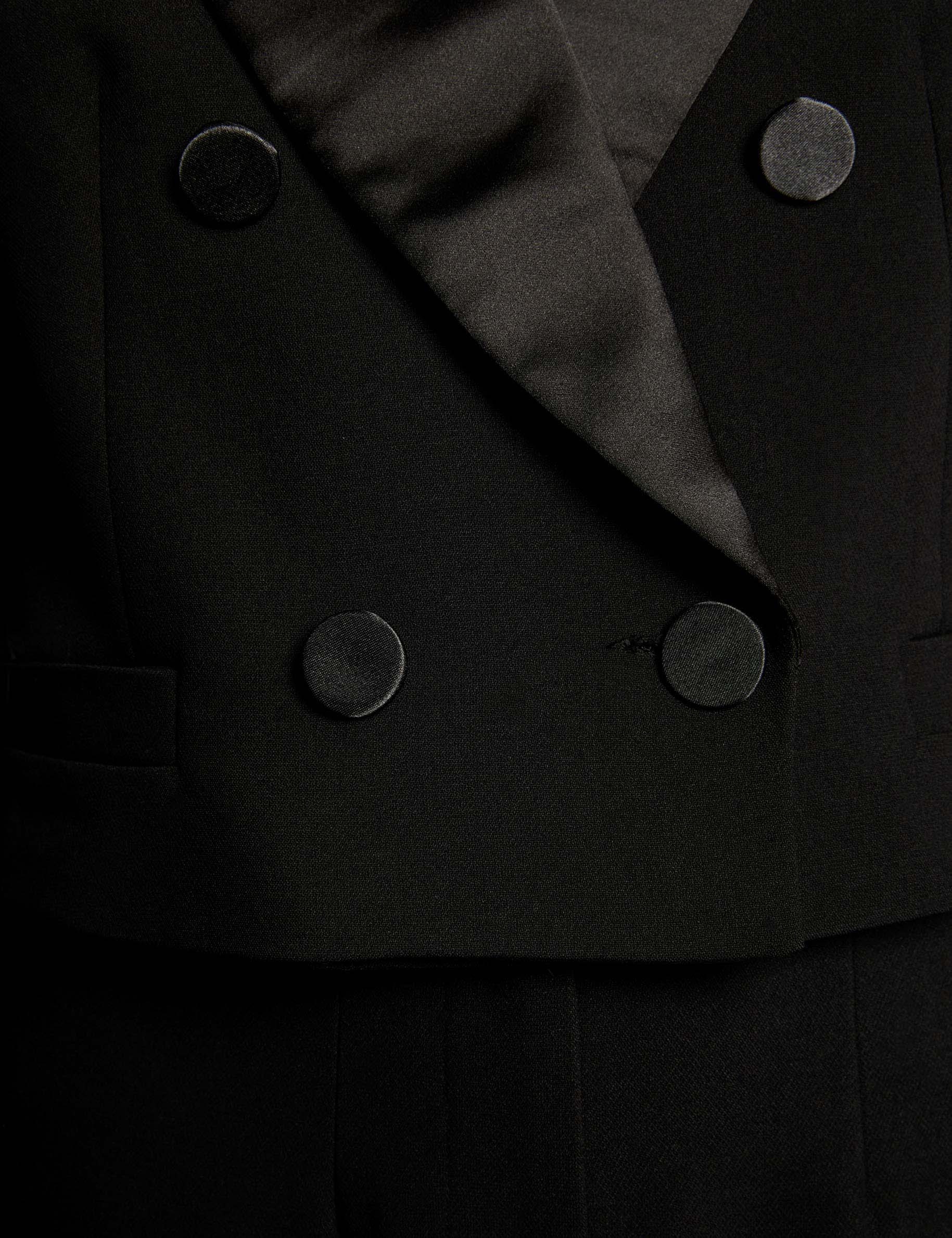 veste courte cache coeur noir femme null