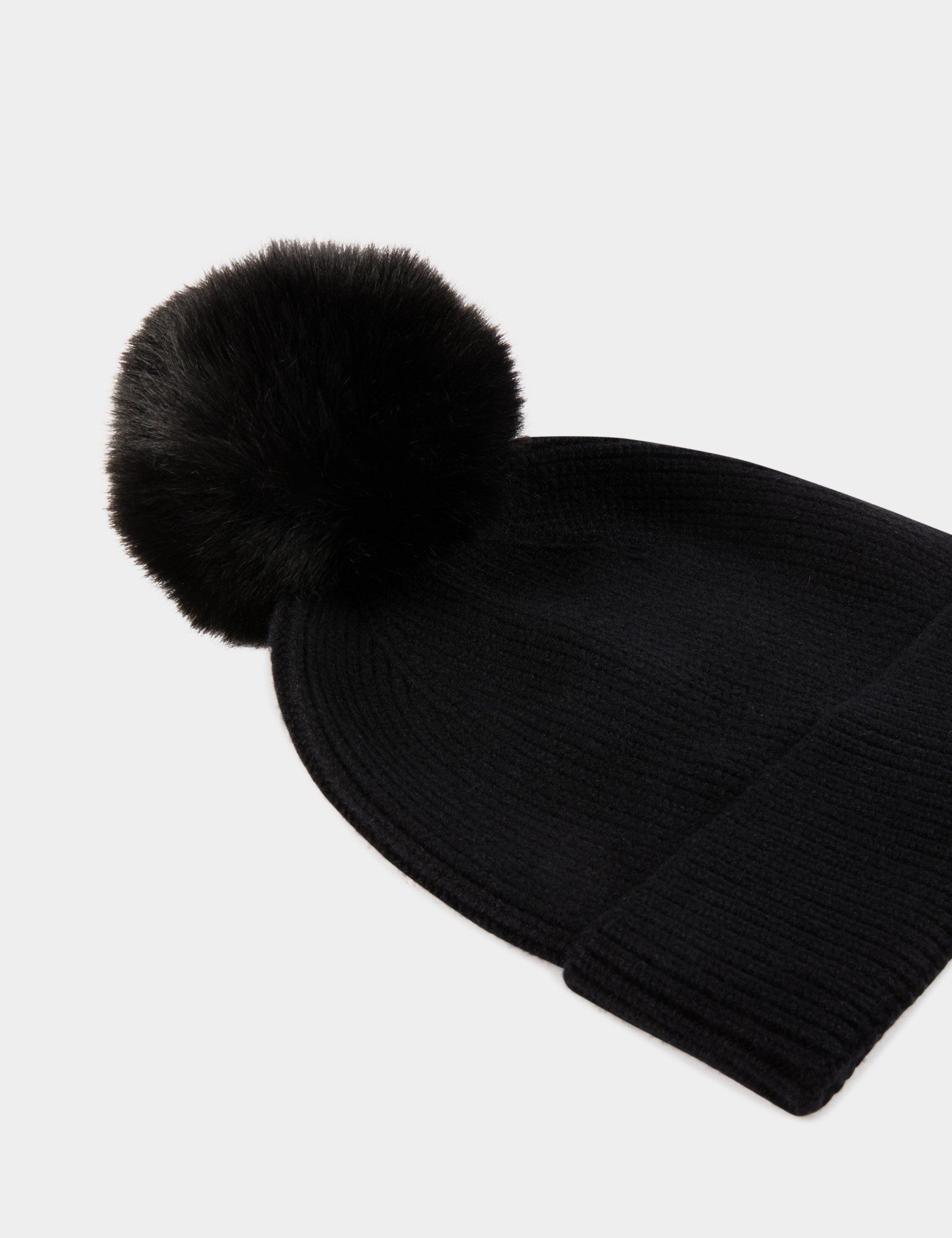 bonnet patch noir femme Bonnet patch noir femme