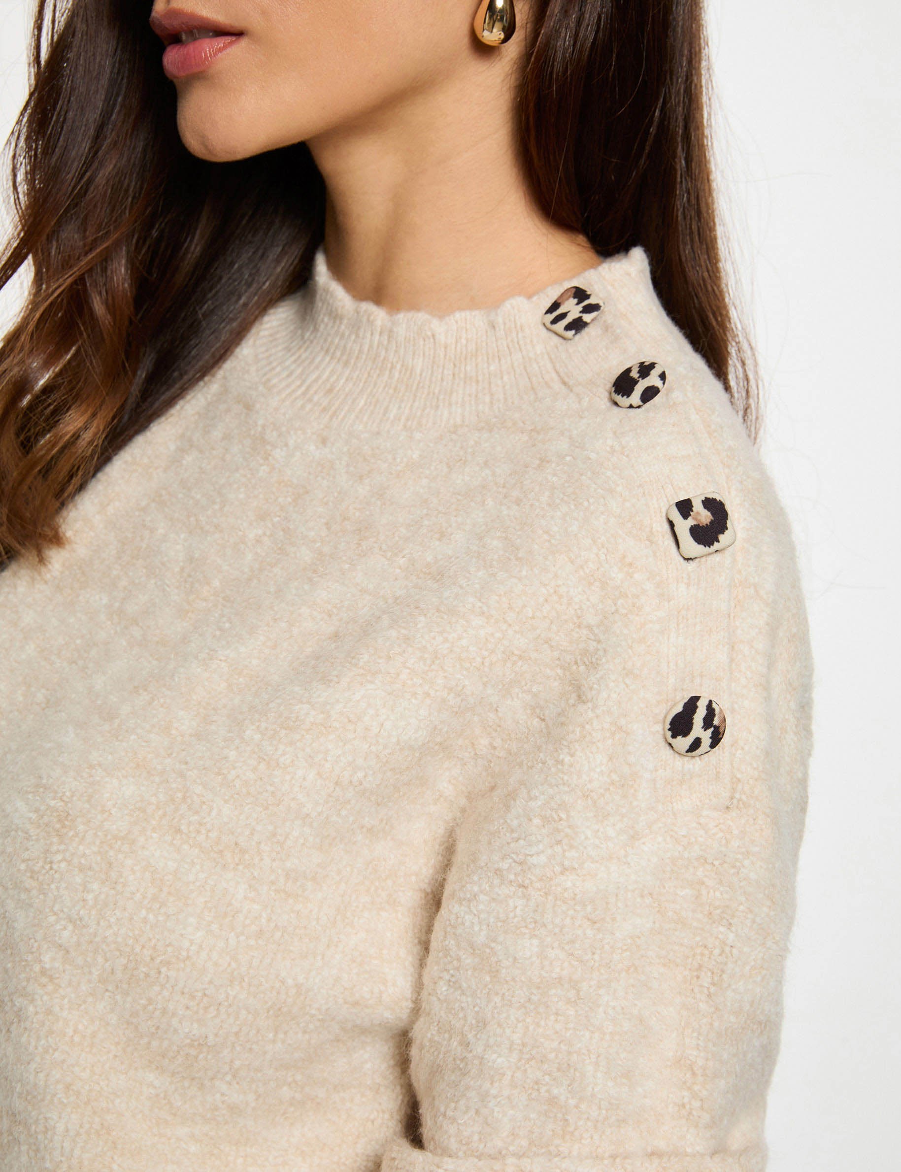 Pull court col fantaisie beige femme