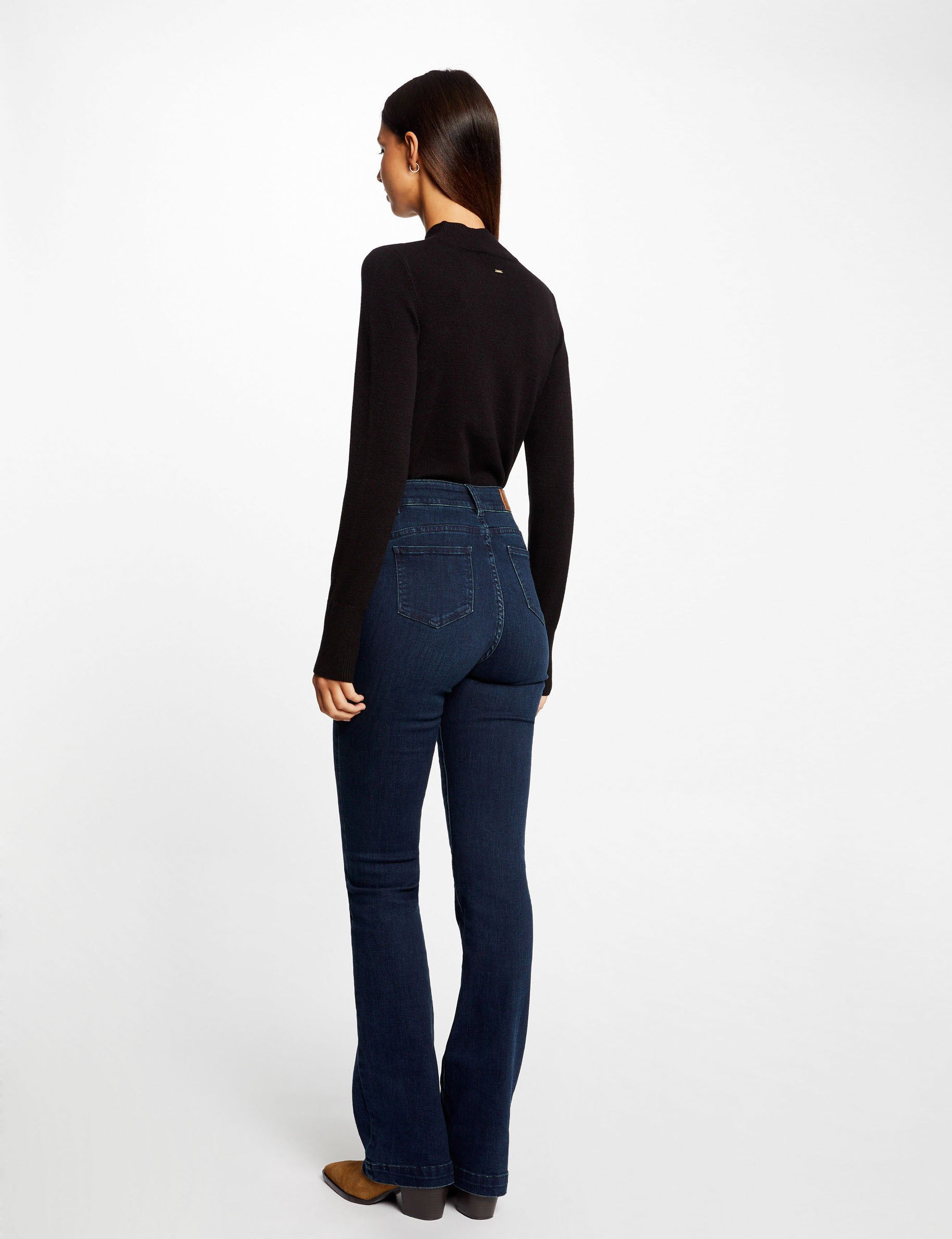 Pull manches longues boutons d&eacute;coratifs noir femme