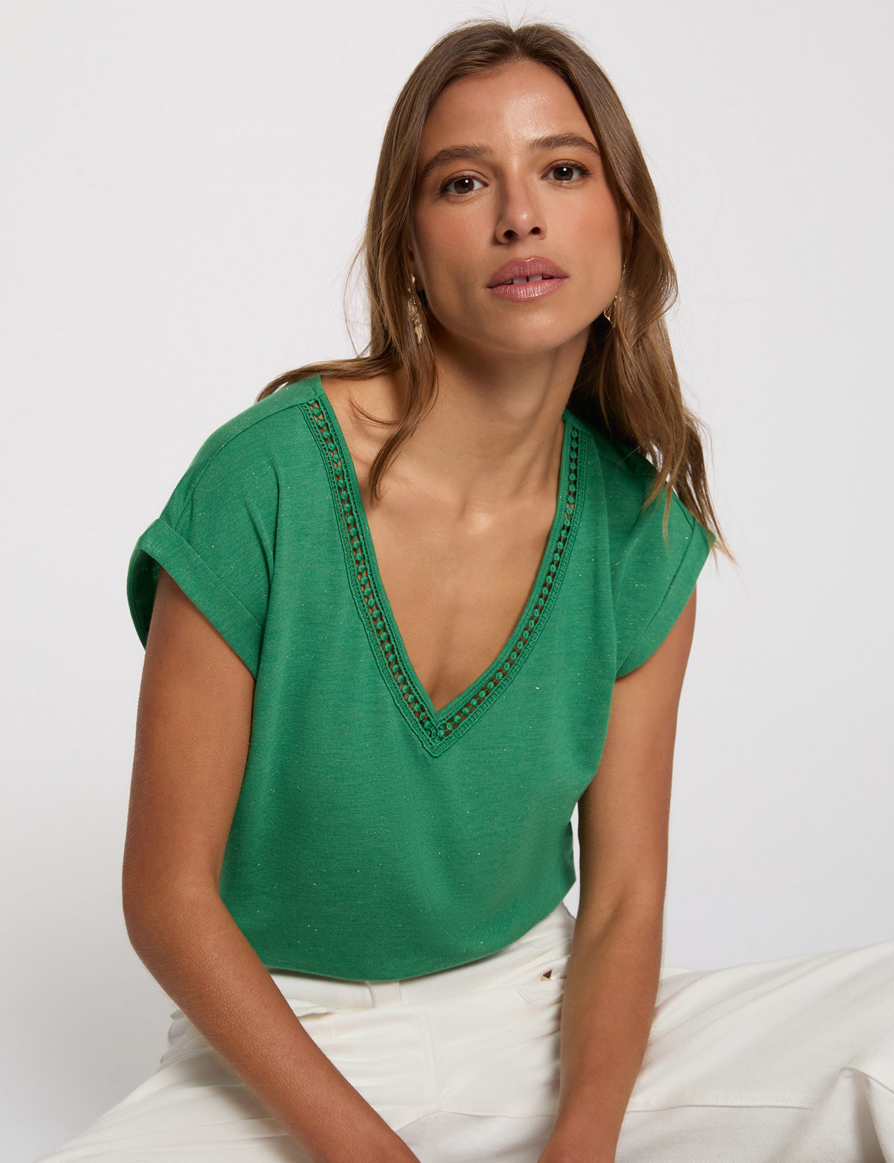 T-shirt brillant col v vert prairie femme