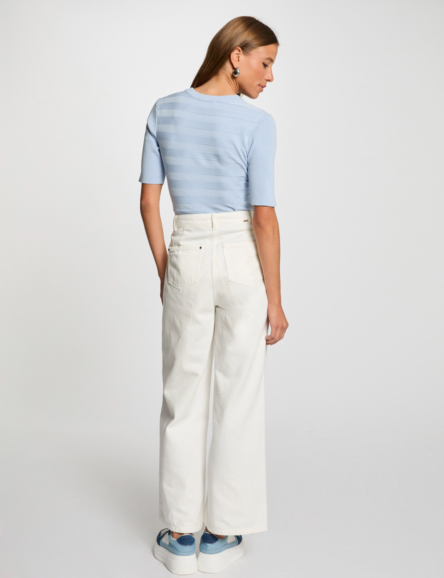 Pull col rond manches courtes bleu ciel femme