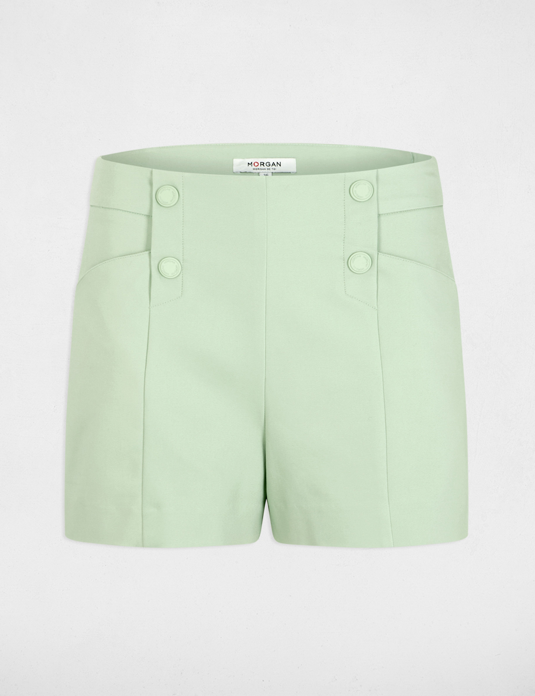 Rechte short met plooien pastelgroen vrouw