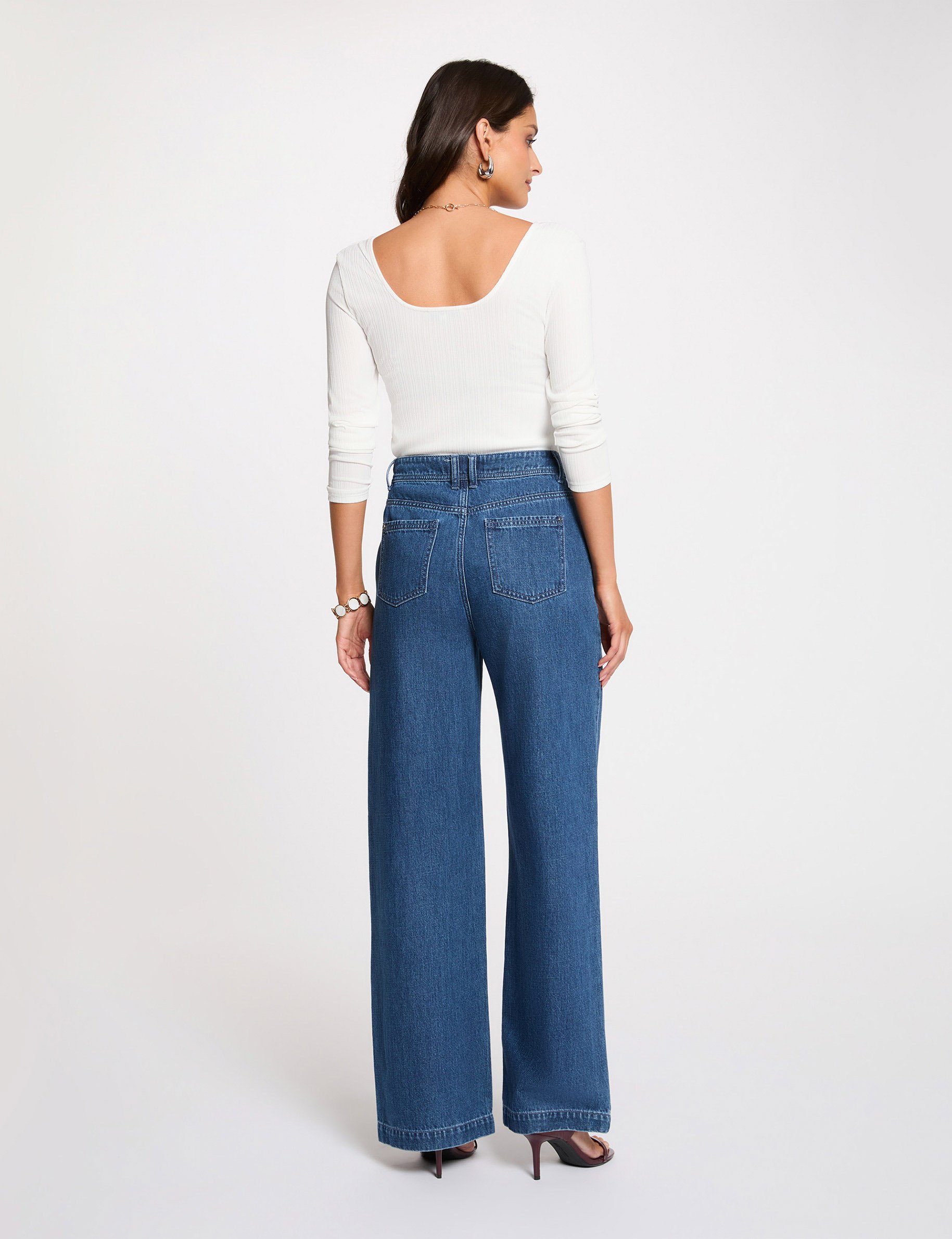 Body met lange mouwen en decollet&eacute; helder wit vrouw