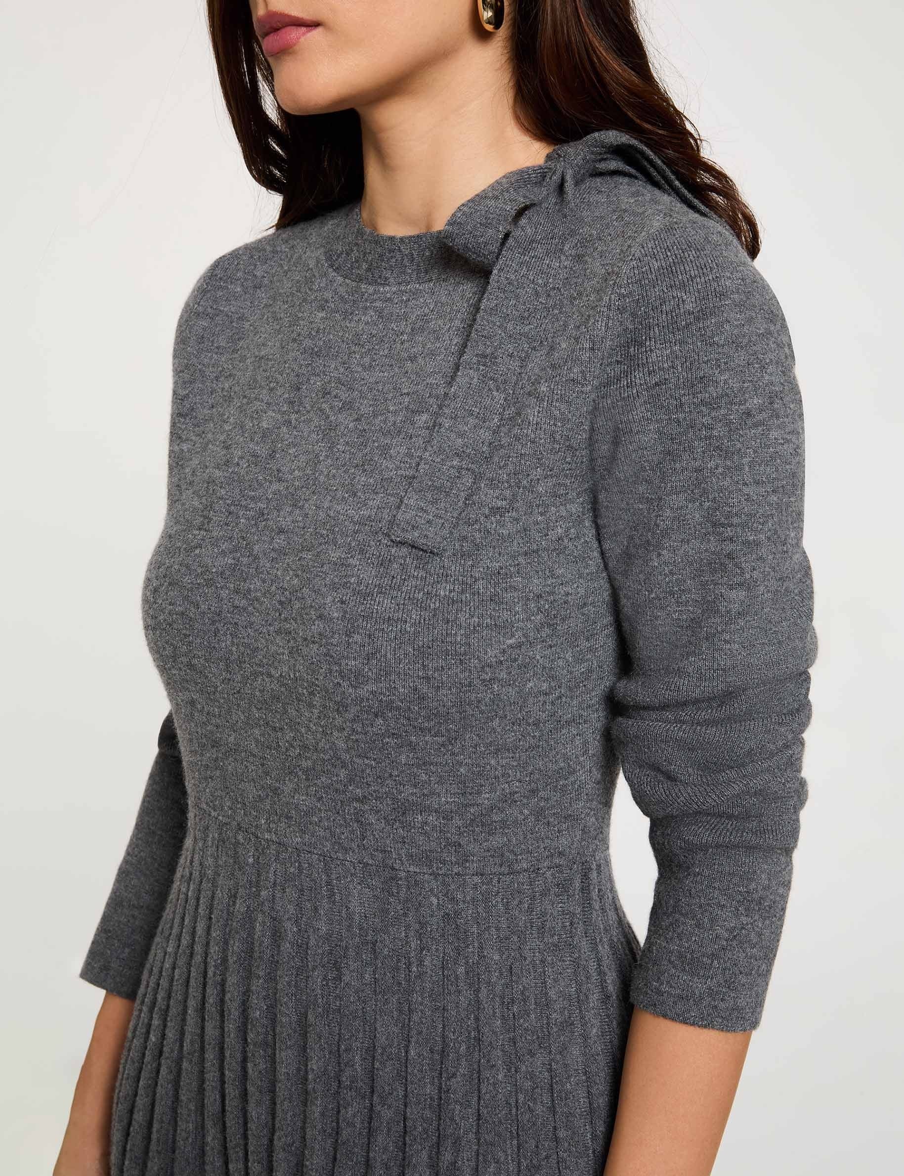 Robe tricot pliss&eacute;e gris clair femme