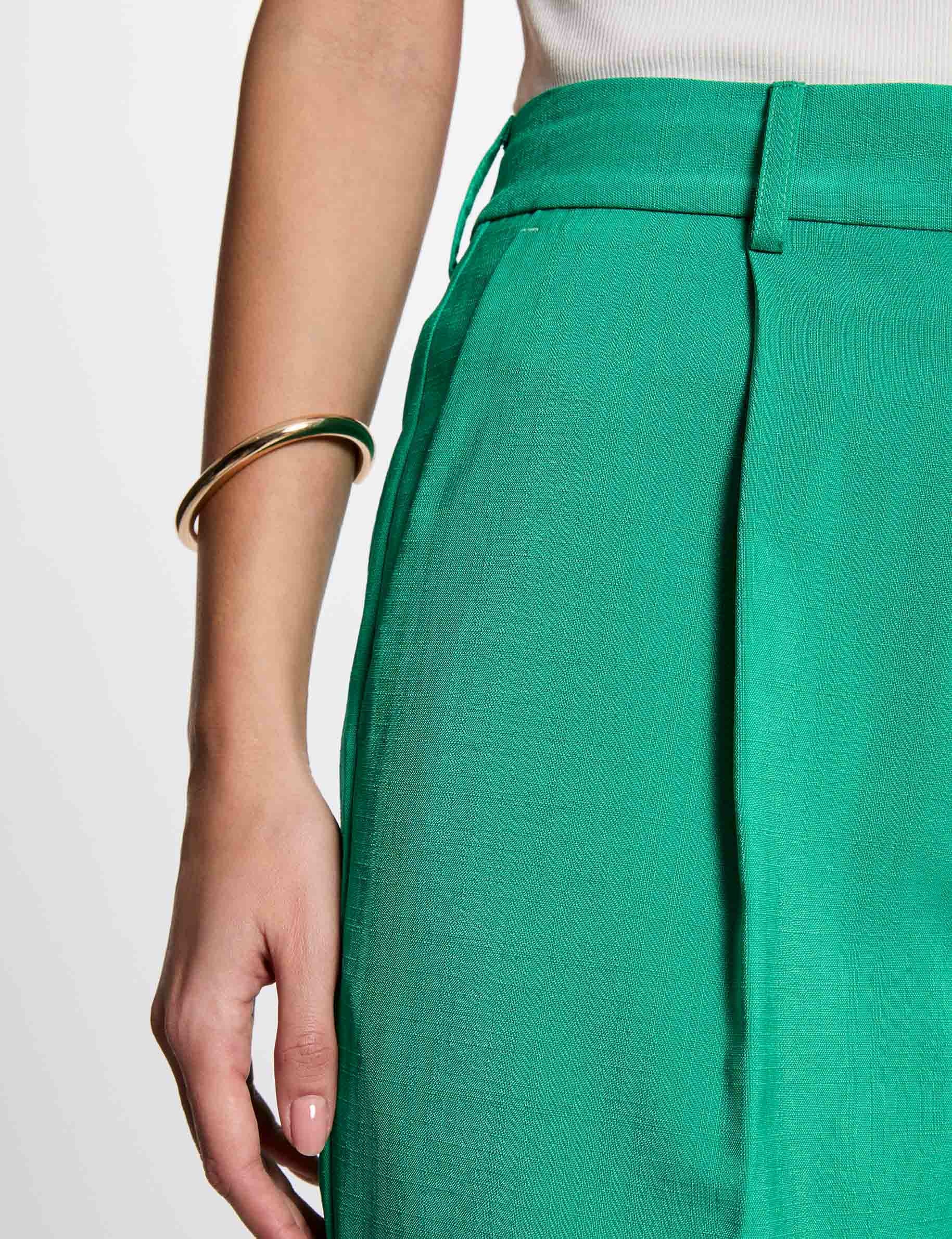 pantalon droit a pinces vert emeraude femme Pantalon droit à pinces vert émeraude femme