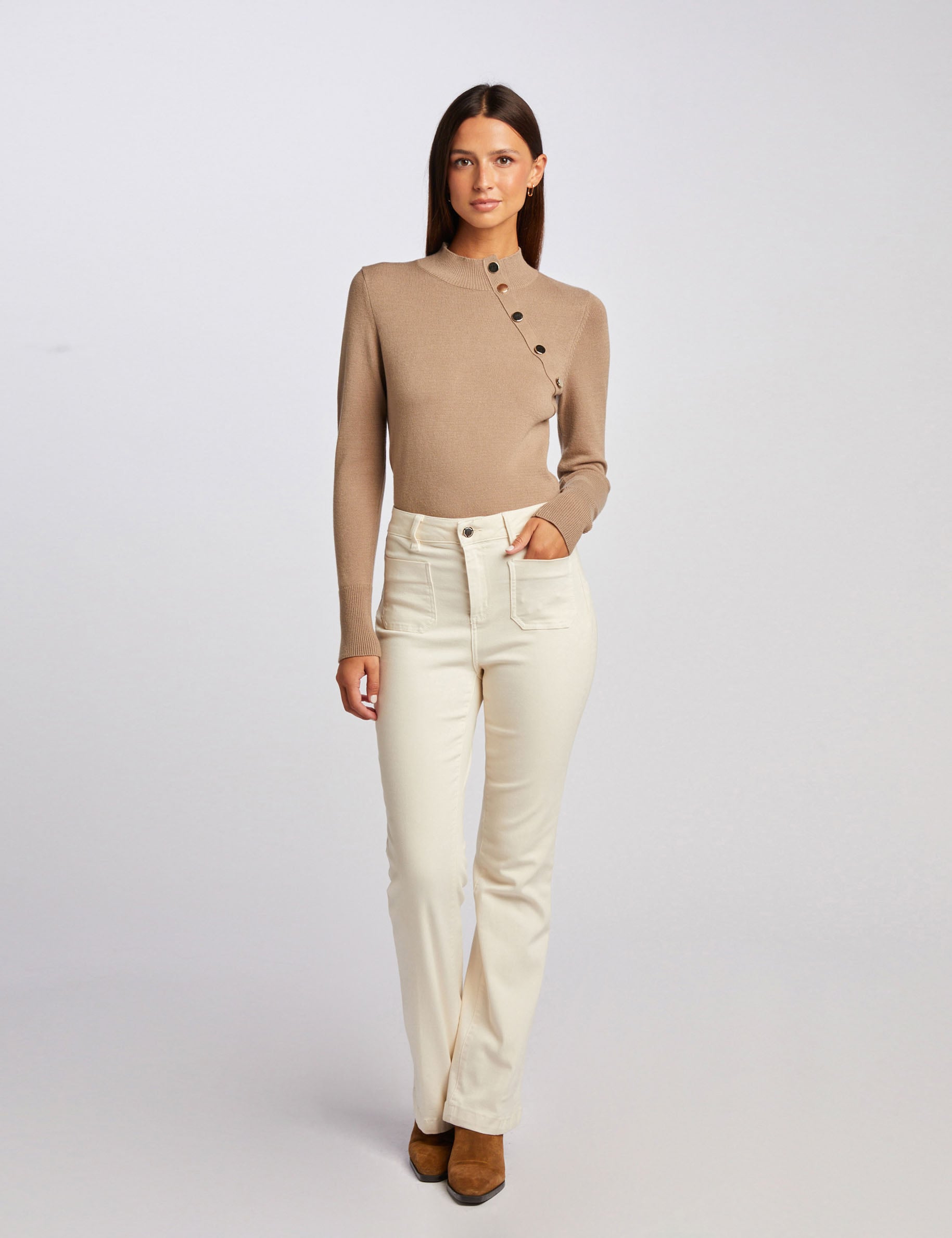 Pull cintr&eacute; col montant taupe femme