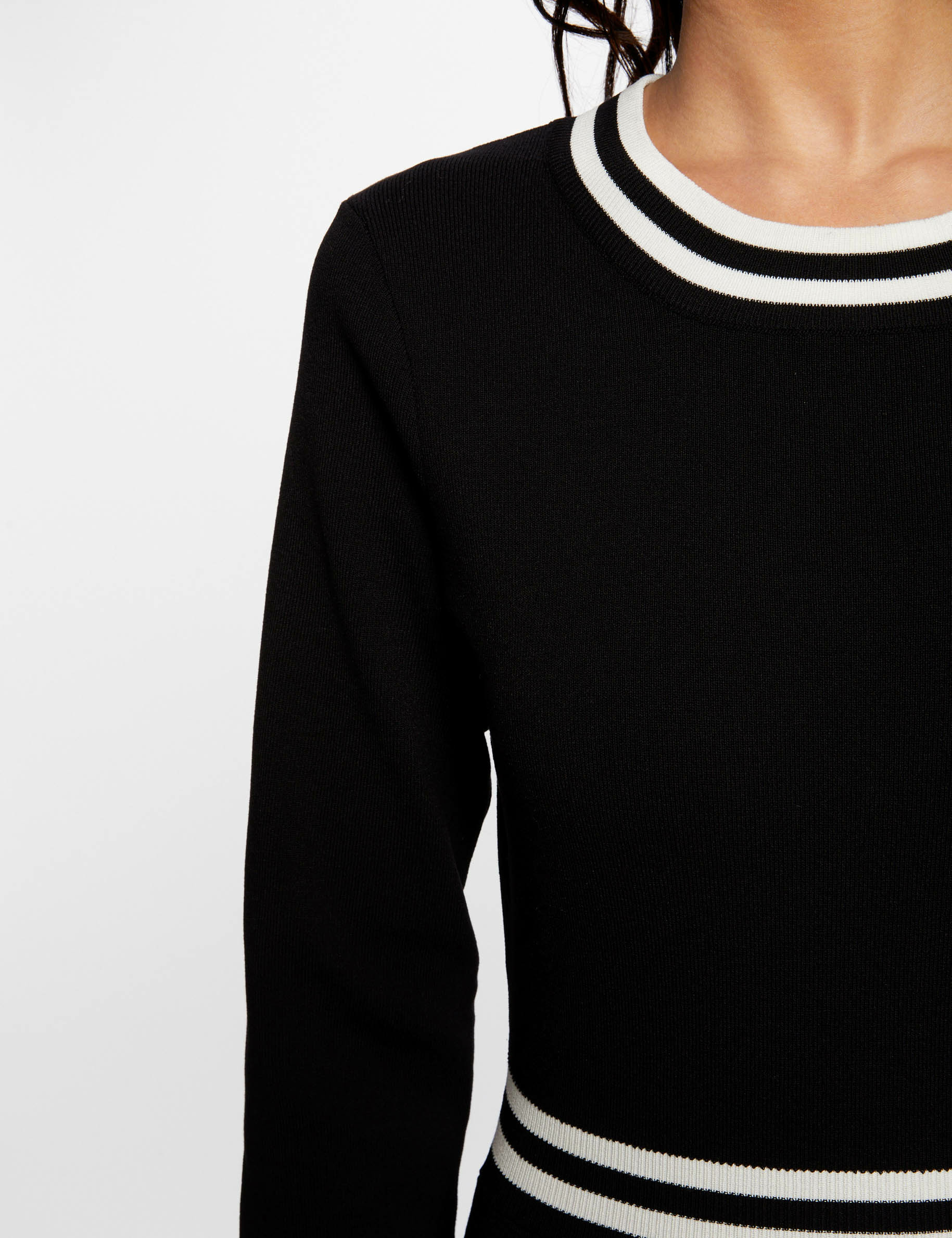 Robe pull ajust&eacute;e avec boutons noir femme