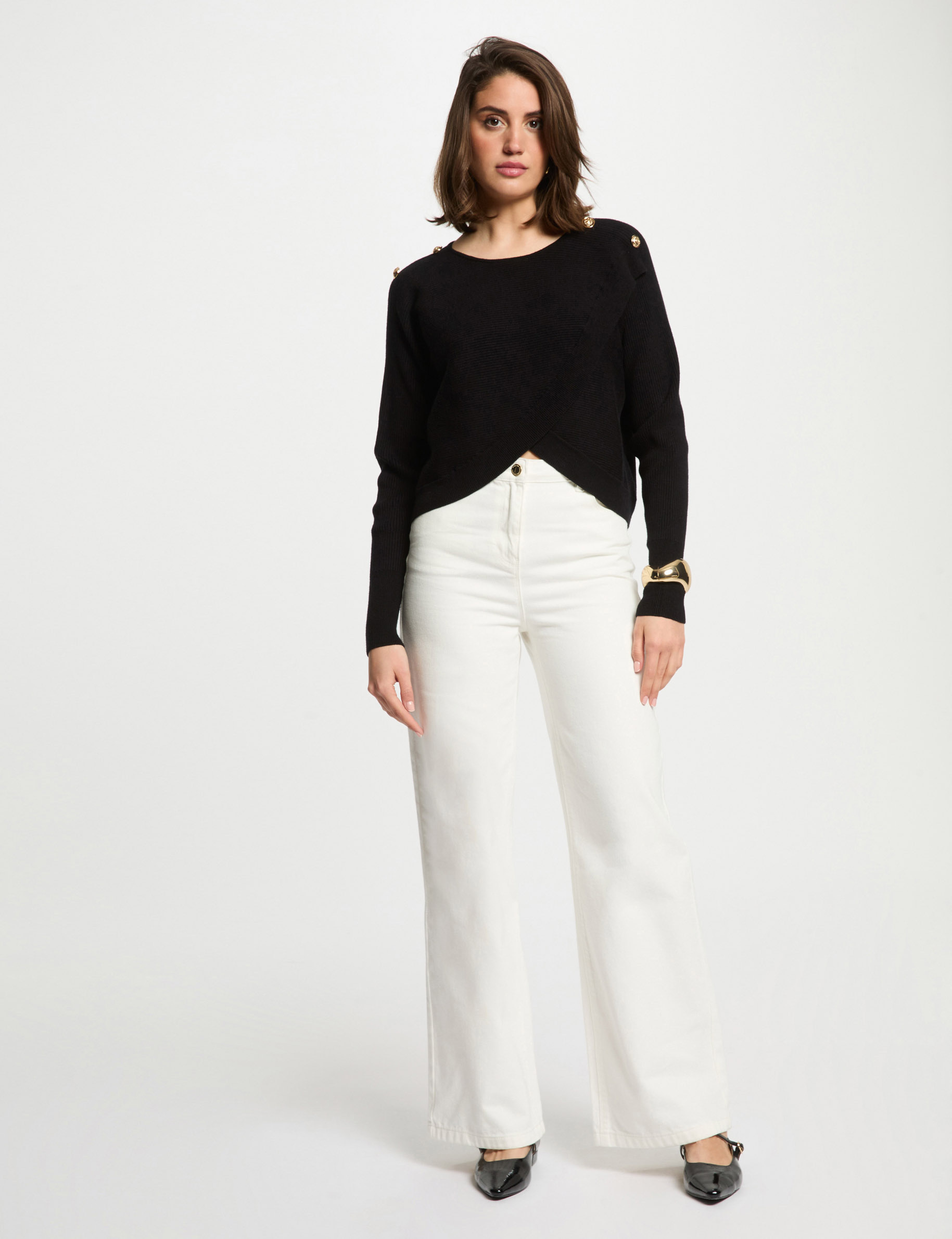 pull col rond et boutons noir femme Pull col rond et boutons noir femme