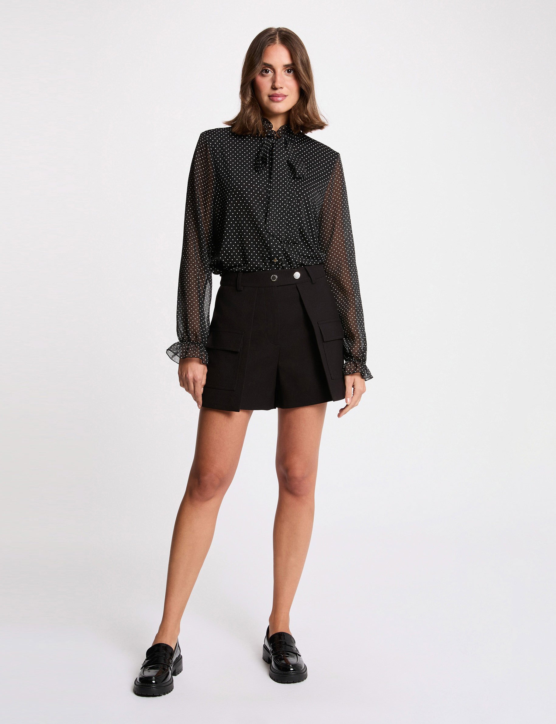 Short droit poches à rabat noir femme