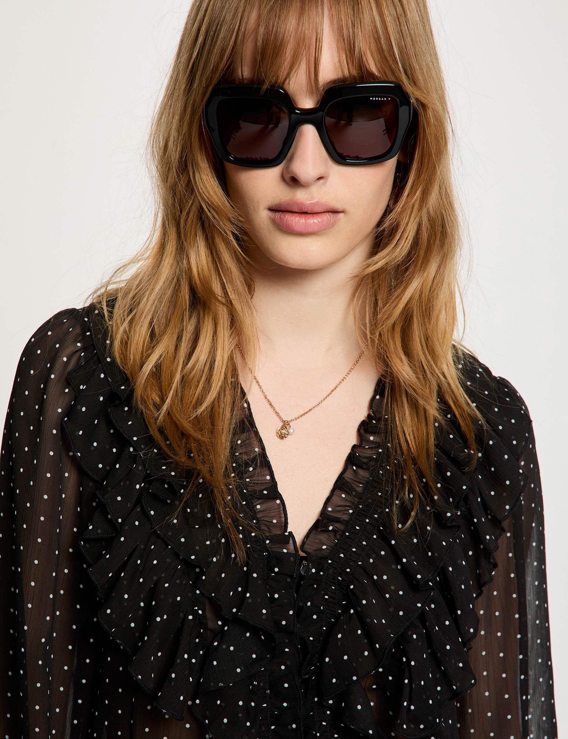 Chemise imprim&eacute;e col v noir femme