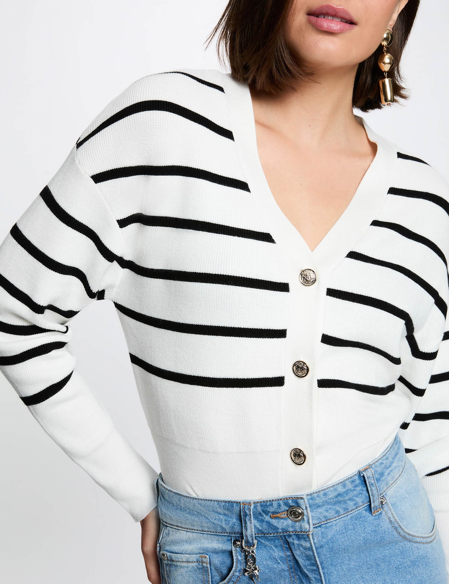 Pull ray&eacute; col v blanc femme