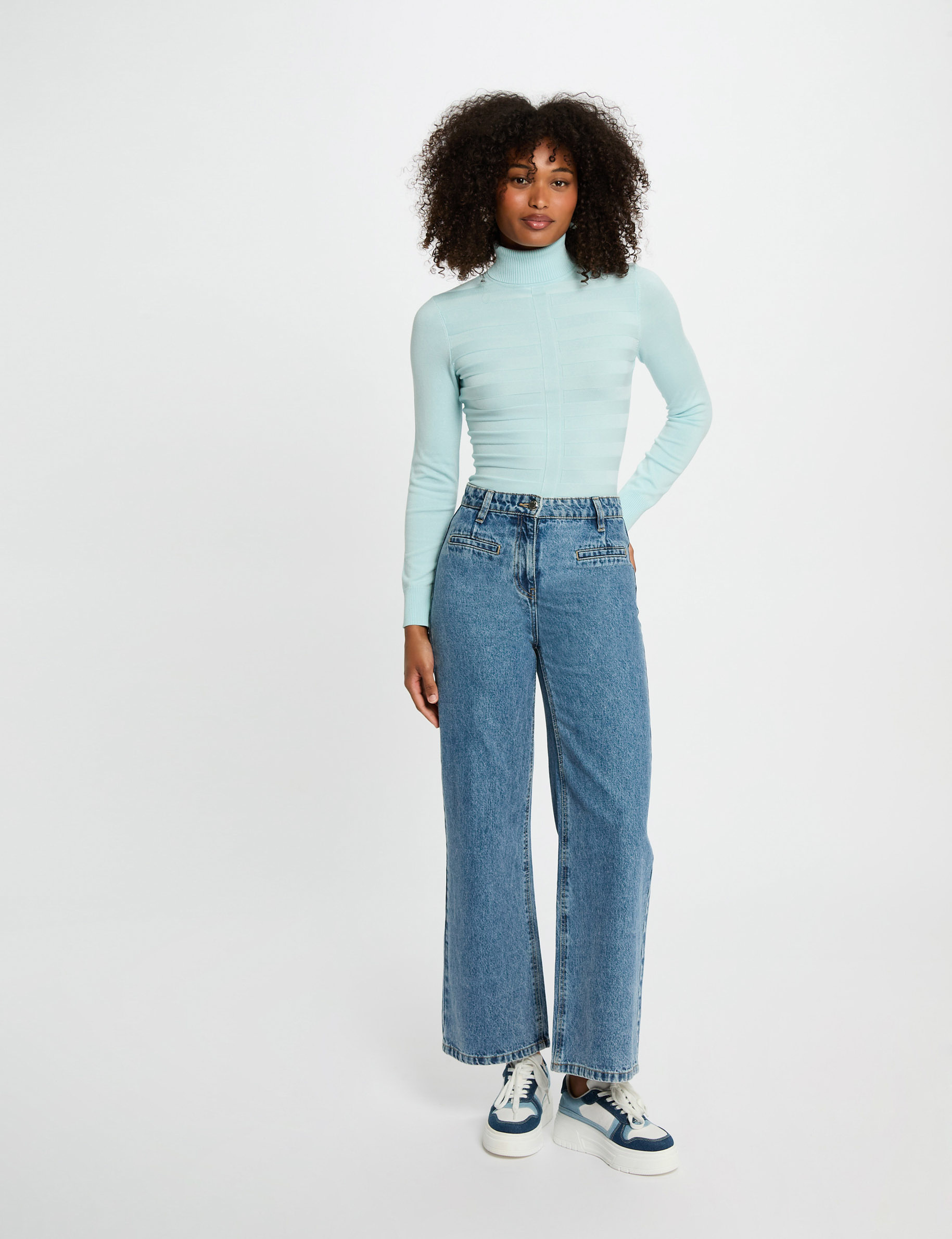 Pull col roulé bleu ciel femme