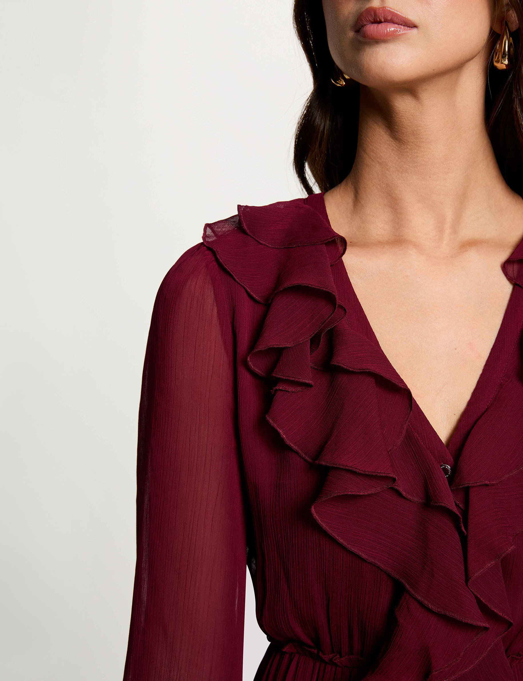 Lange, vloeiende jurk bordeaux vrouw