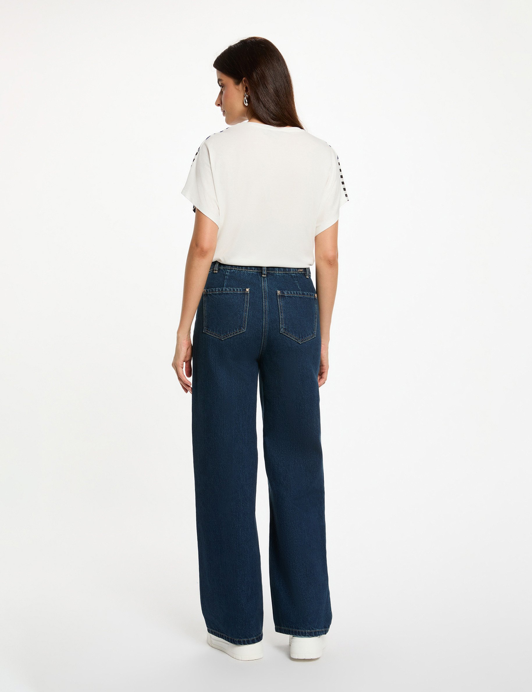 T-shirt court col rond blanc femme