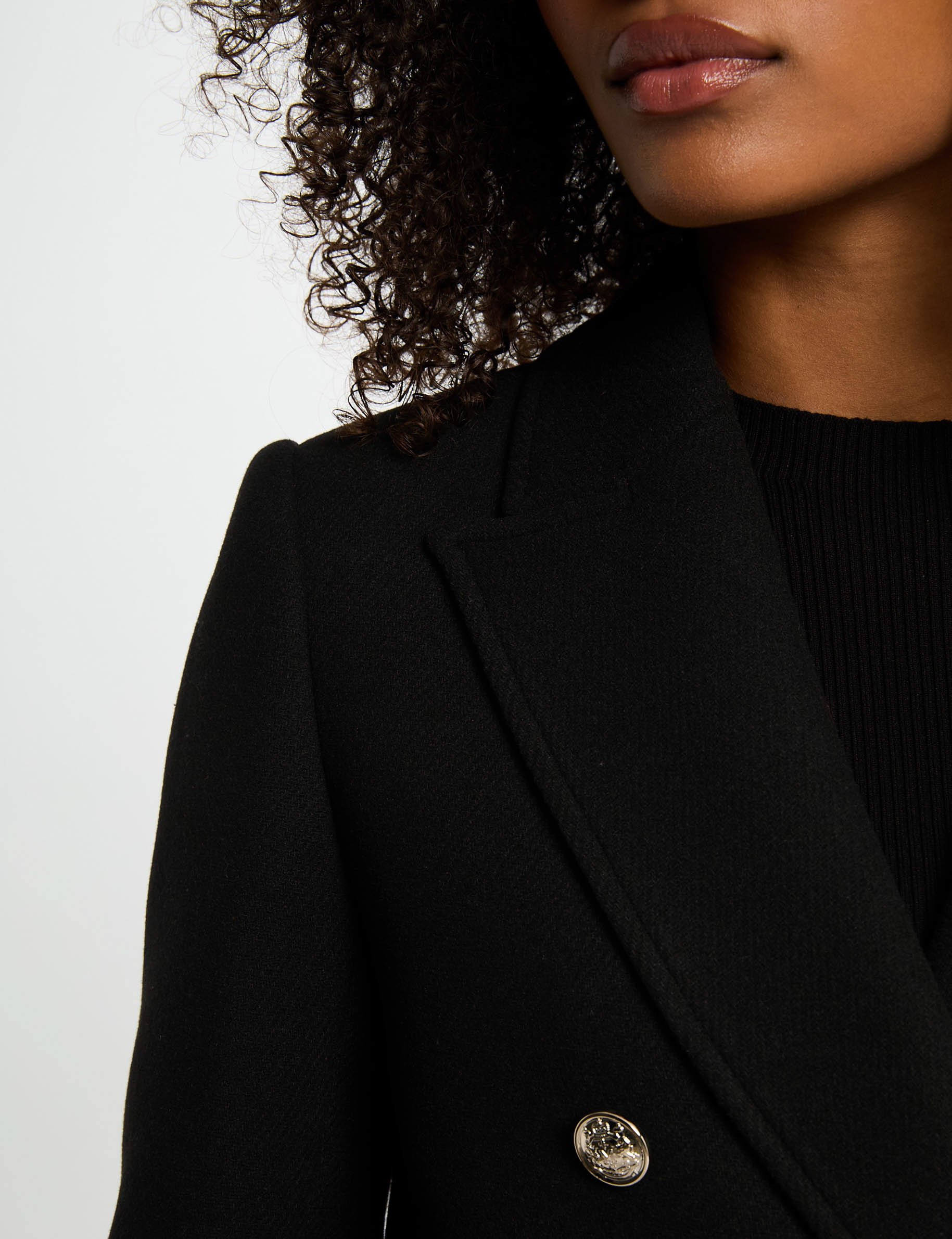 manteau mi long avec boutons noir femme Manteau mi-long avec boutons noir femme