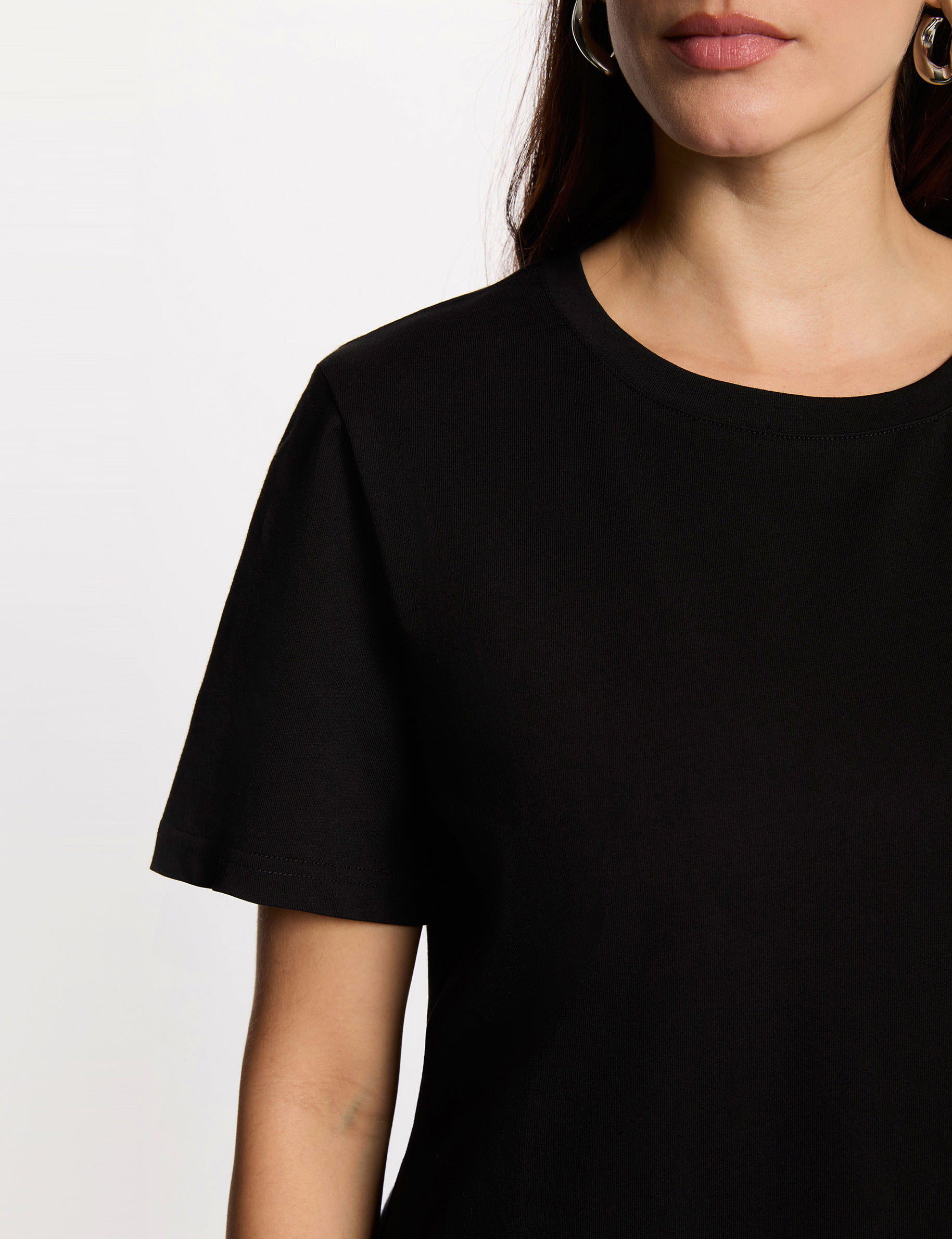 Geborduurd T-shirt met ronde hals zwart vrouw