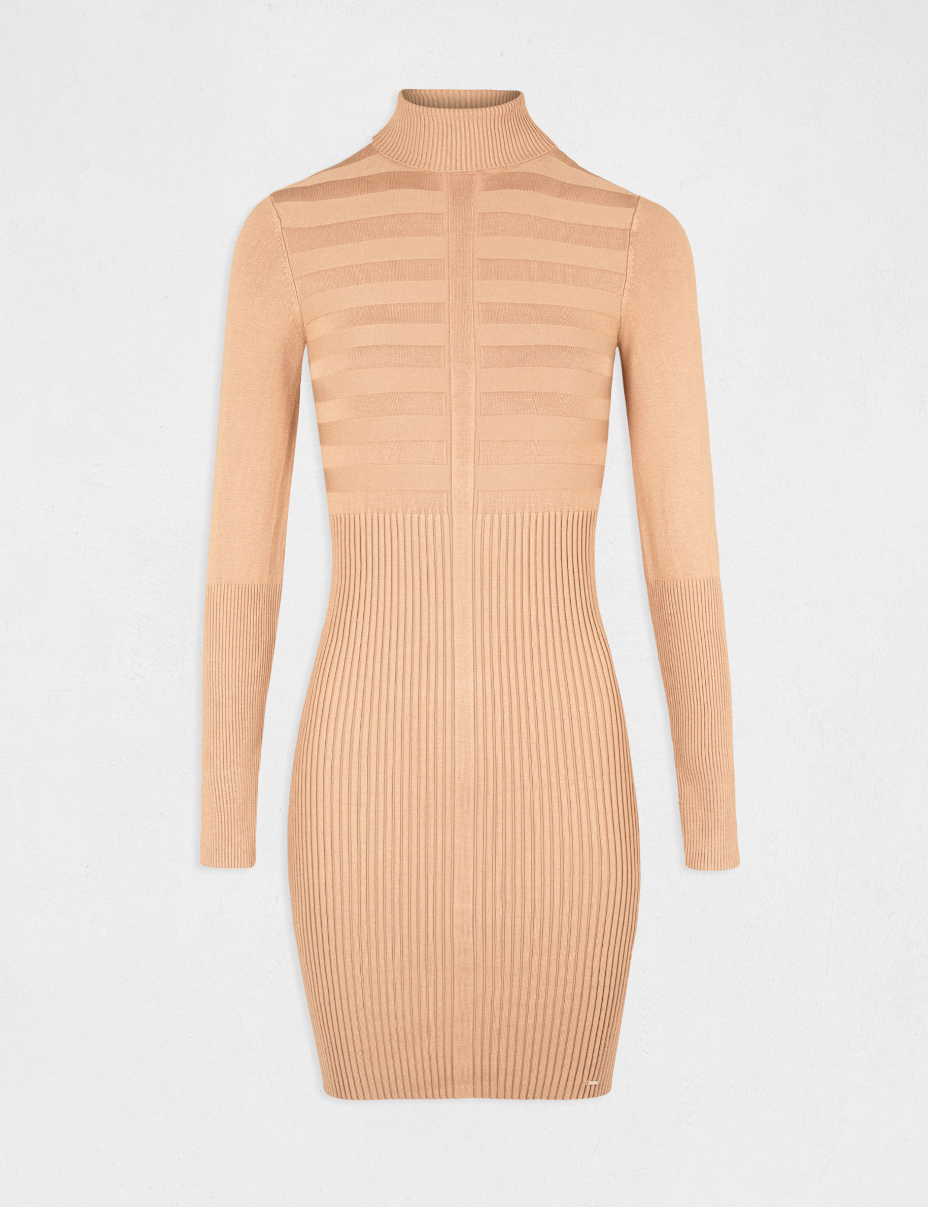 robe ajustee col roule fine maille camel femme Robe ajustée col roulé fine maille camel femme
