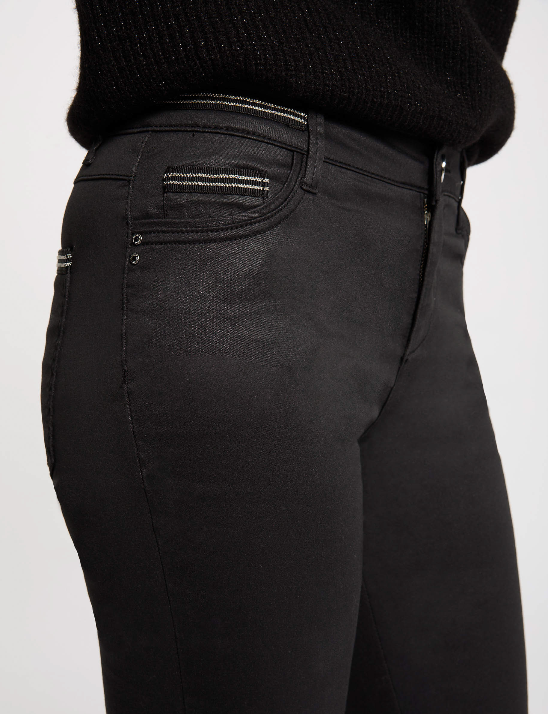 gecoate slimfit broek zwart vrouw Gecoate slimfit broek zwart vrouw