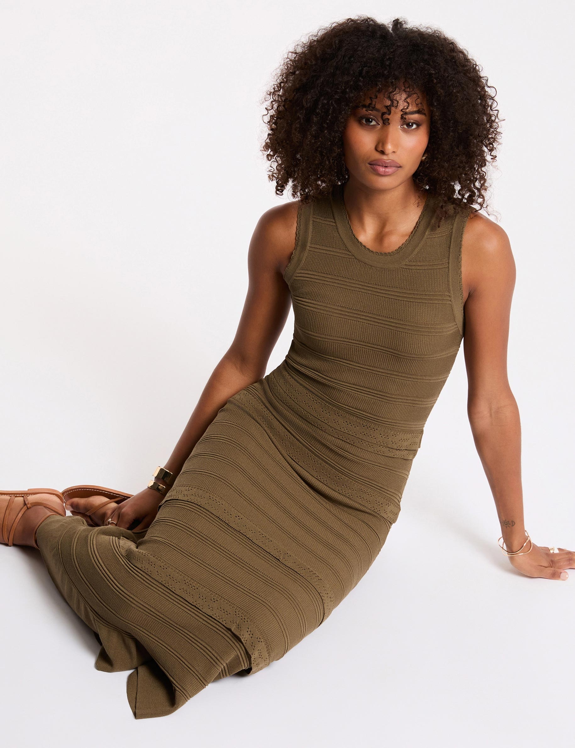 Robe longue cintr&eacute;e vert kaki femme