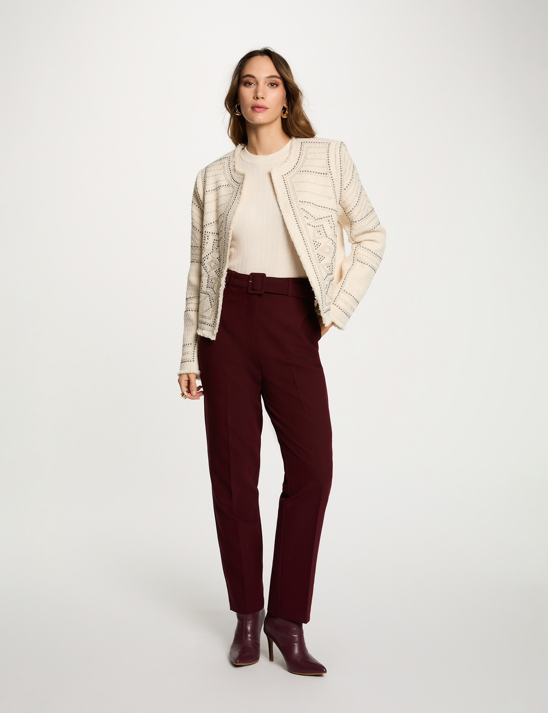 Veste droite clout&eacute;e ivoire femme