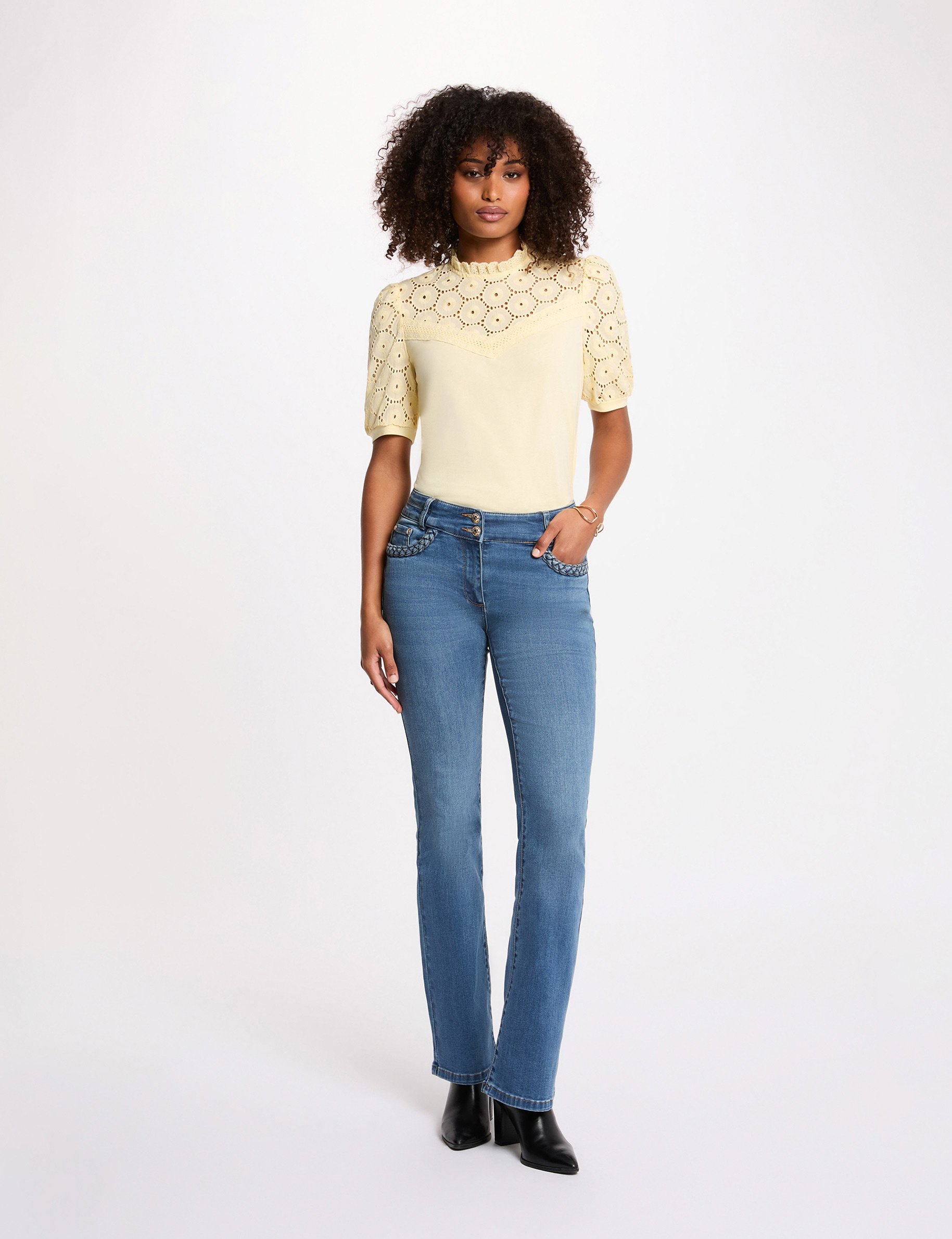 T-shirt manches courtes brod&eacute; jaune pastel femme