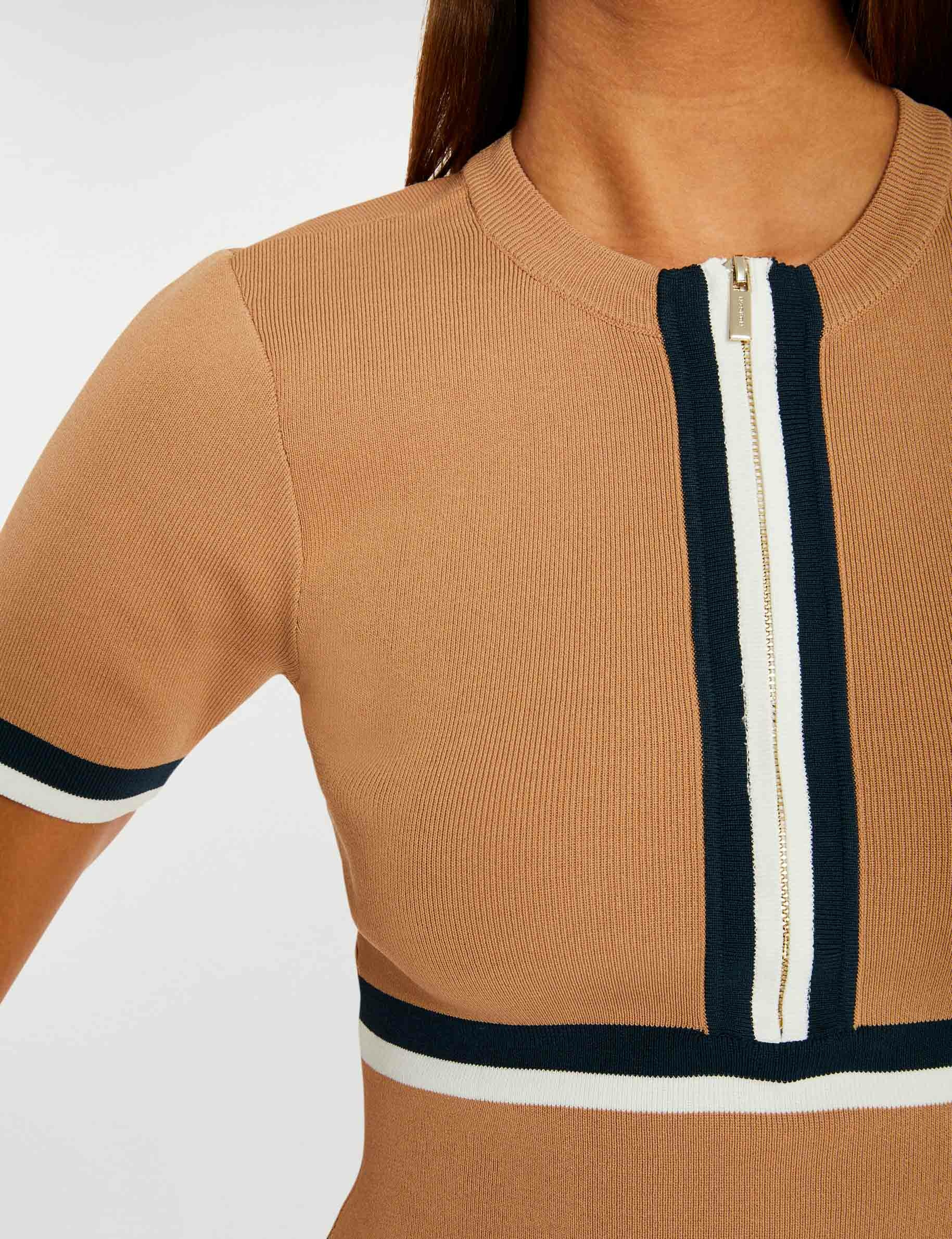 Jurk met rits en contrasterende strepen camel vrouw