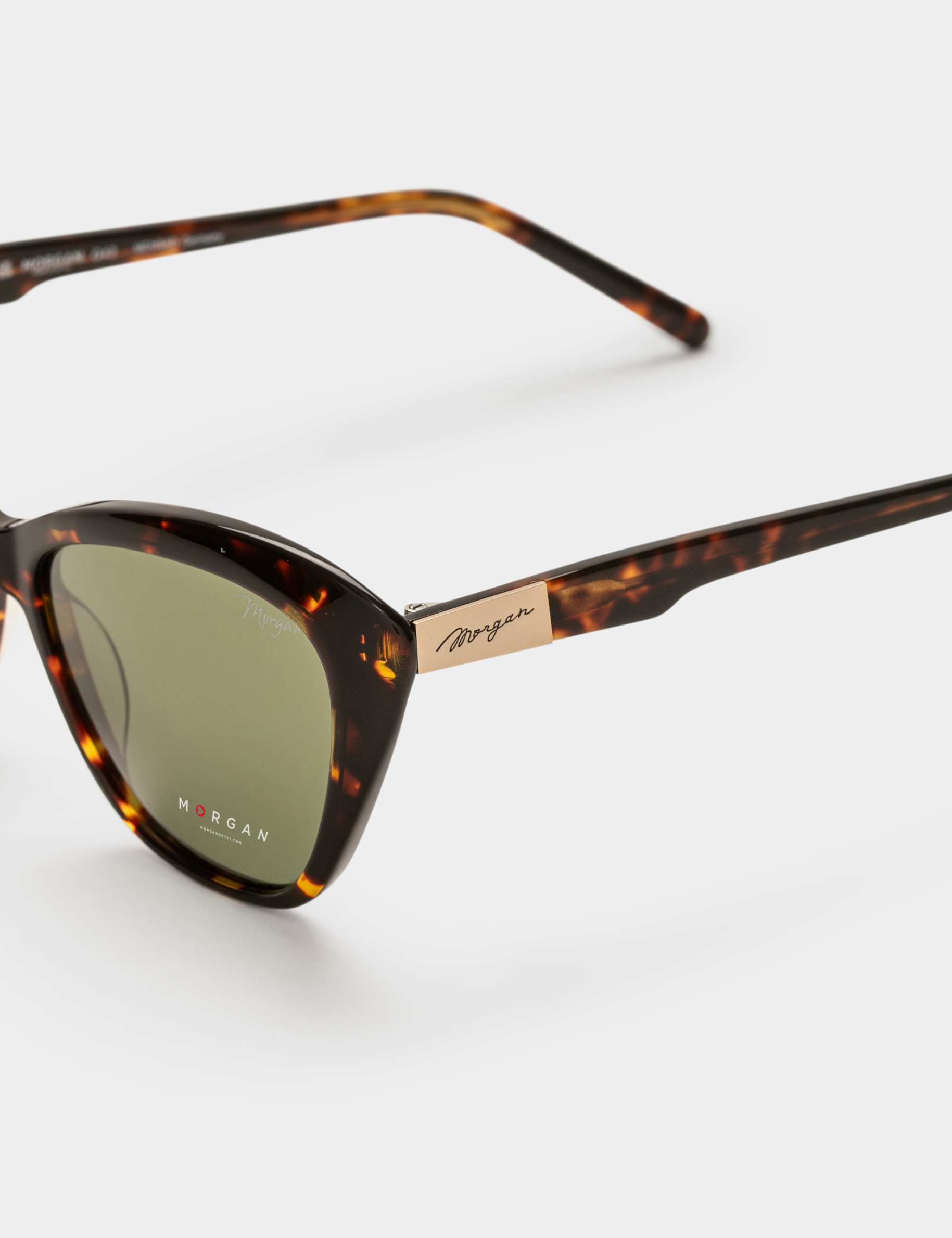 zonnebril in cat eye stijl bruin vrouw Zonnebril in cat eye-stijl bruin vrouw