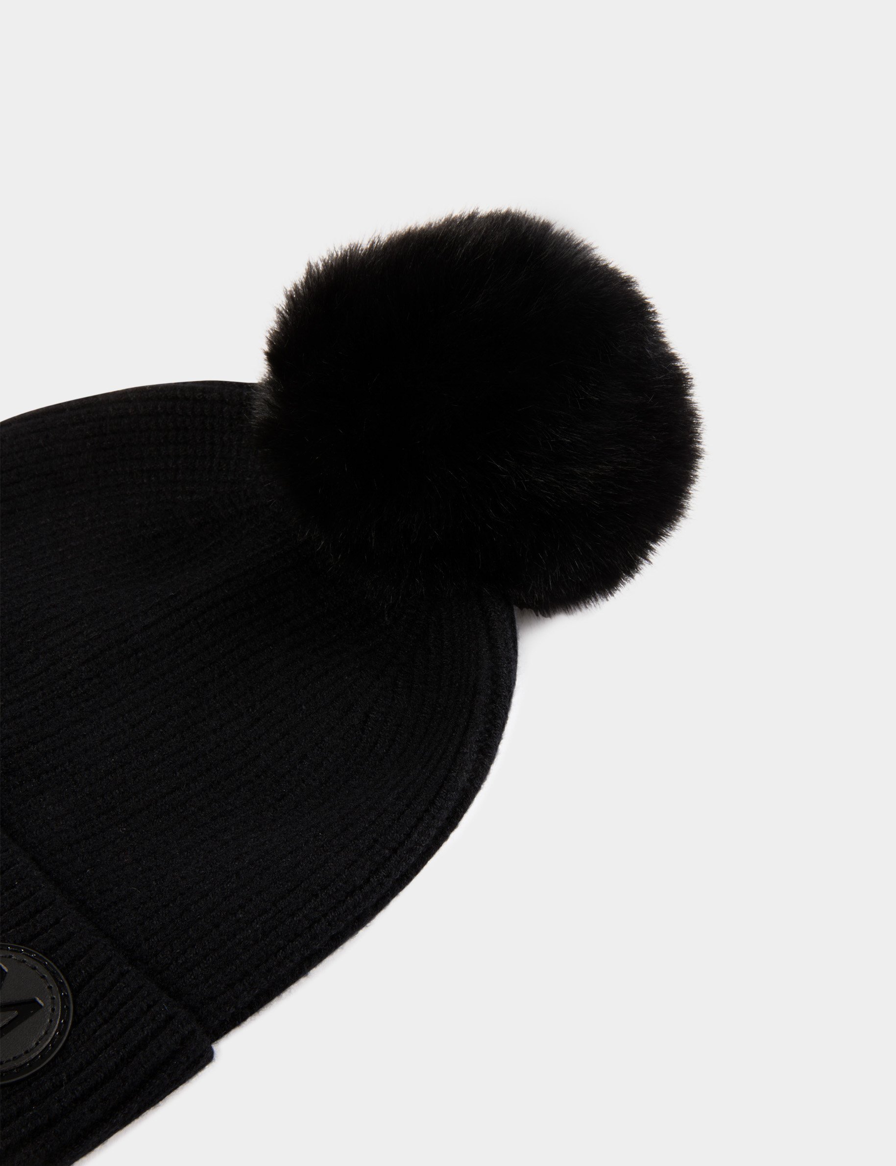 bonnet patch noir femme Bonnet patch noir femme